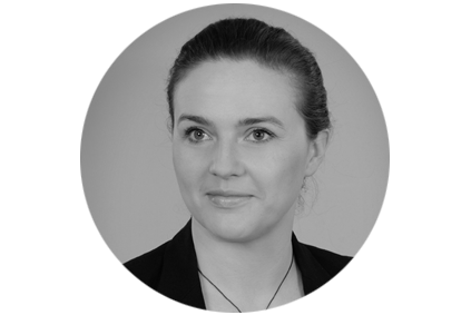 dr Justyną Berniak - Woźny